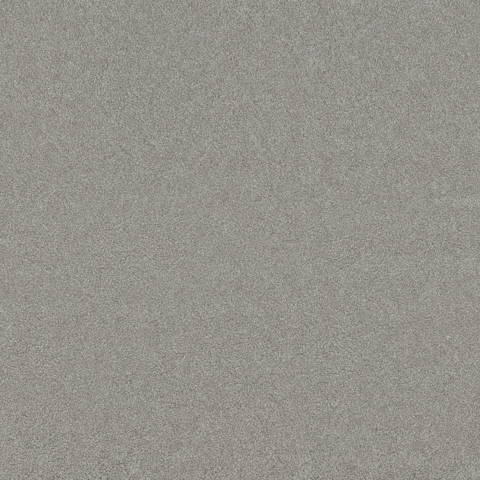 Textured Saxony Investment Gray Carpet