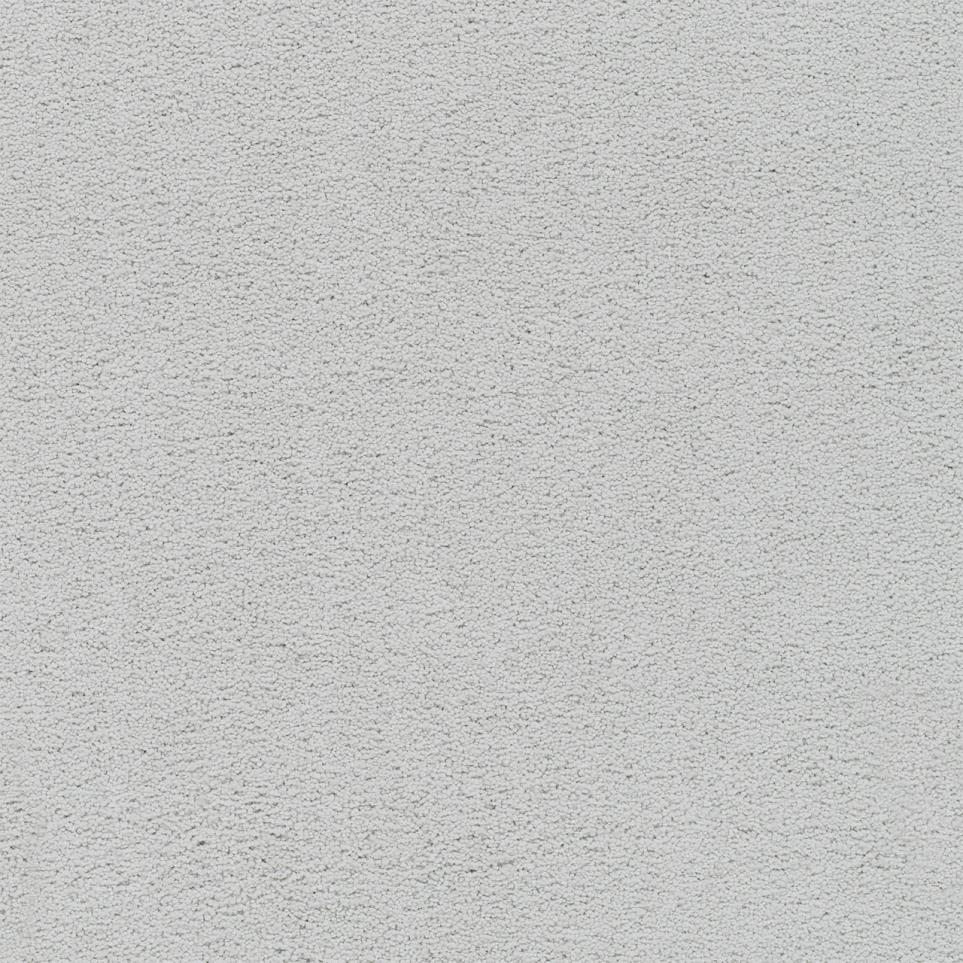 Textured Saxony Very Clear White Carpet
