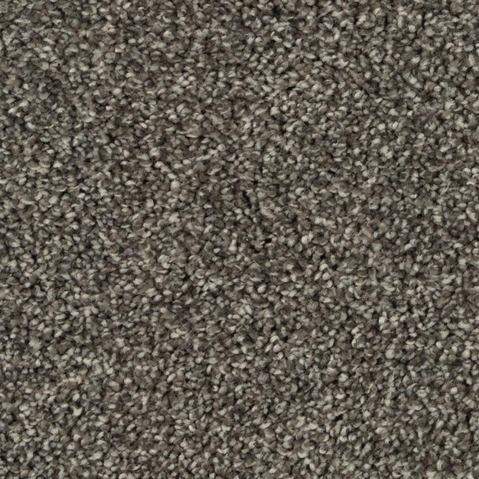 Textured Saxony Brooklyn Bridge Gray Carpet