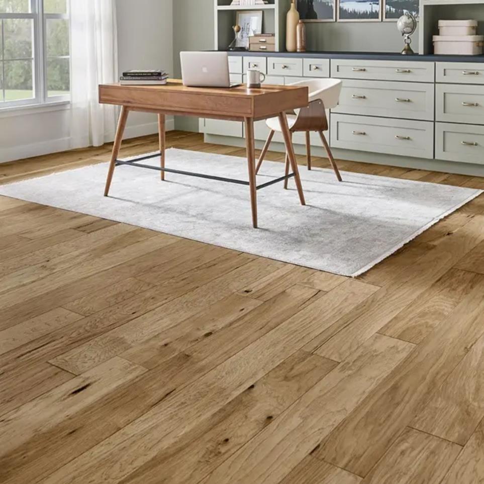Plank Champagne Medium Finish Hardwood