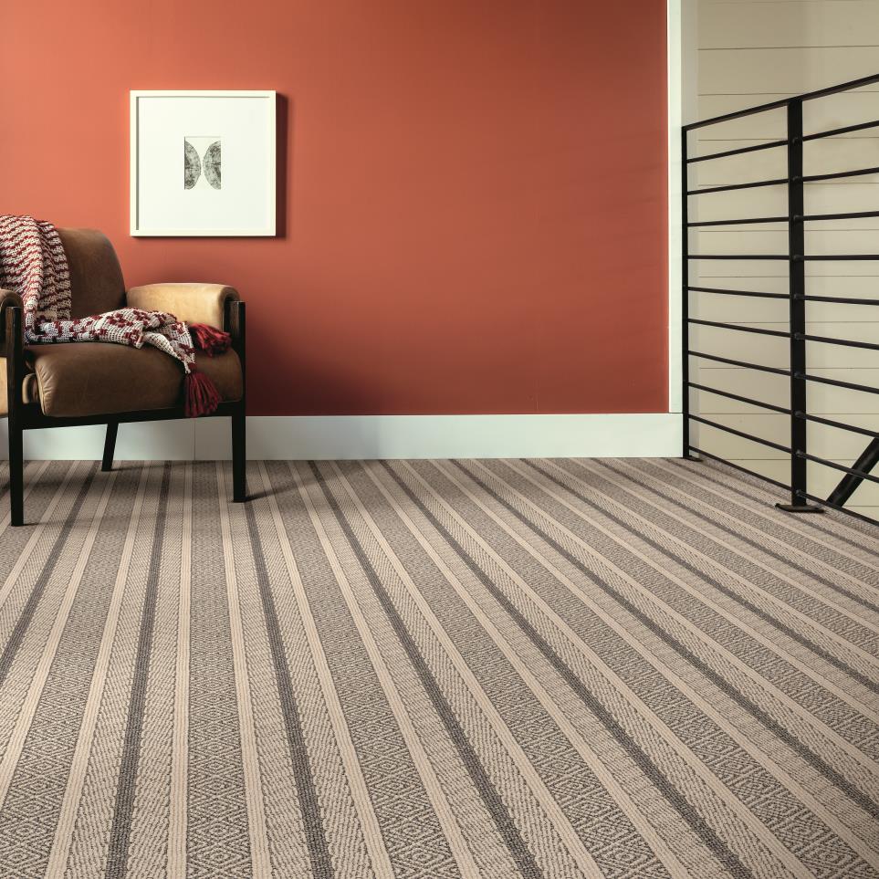 Loop Silvermine Beige/Tan Carpet
