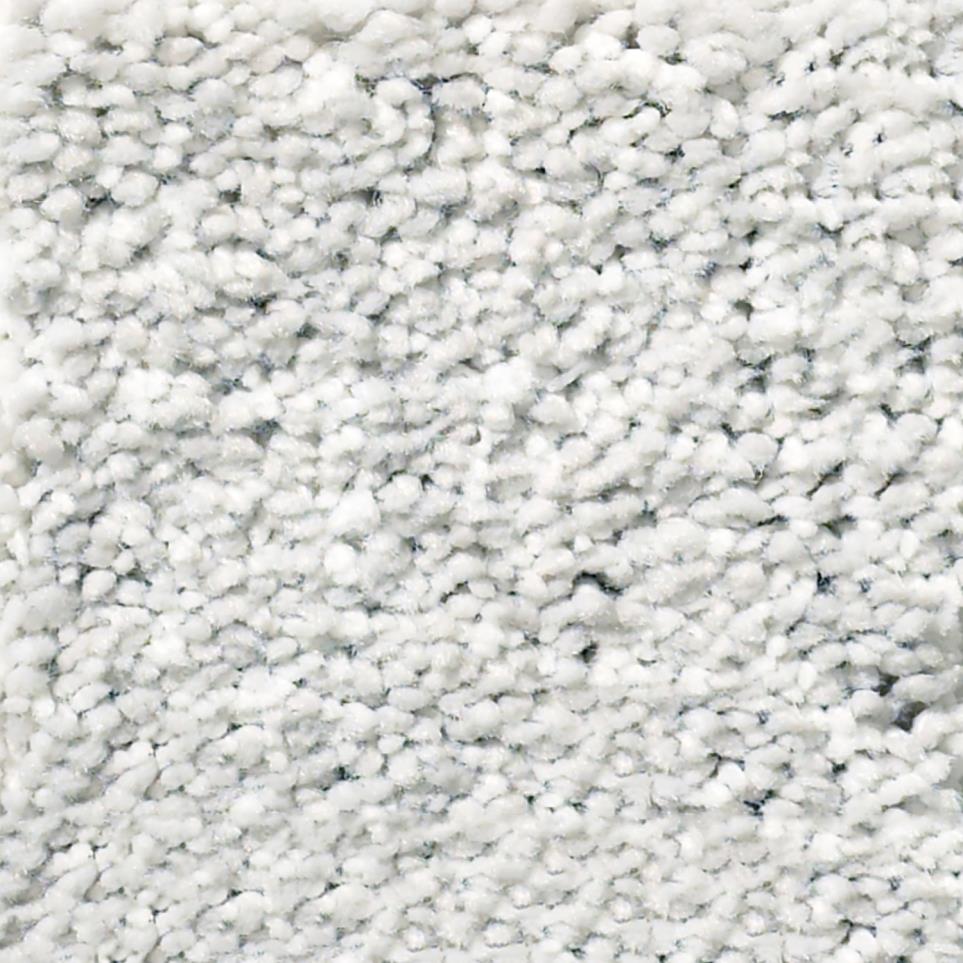 Frieze Reflective White Carpet