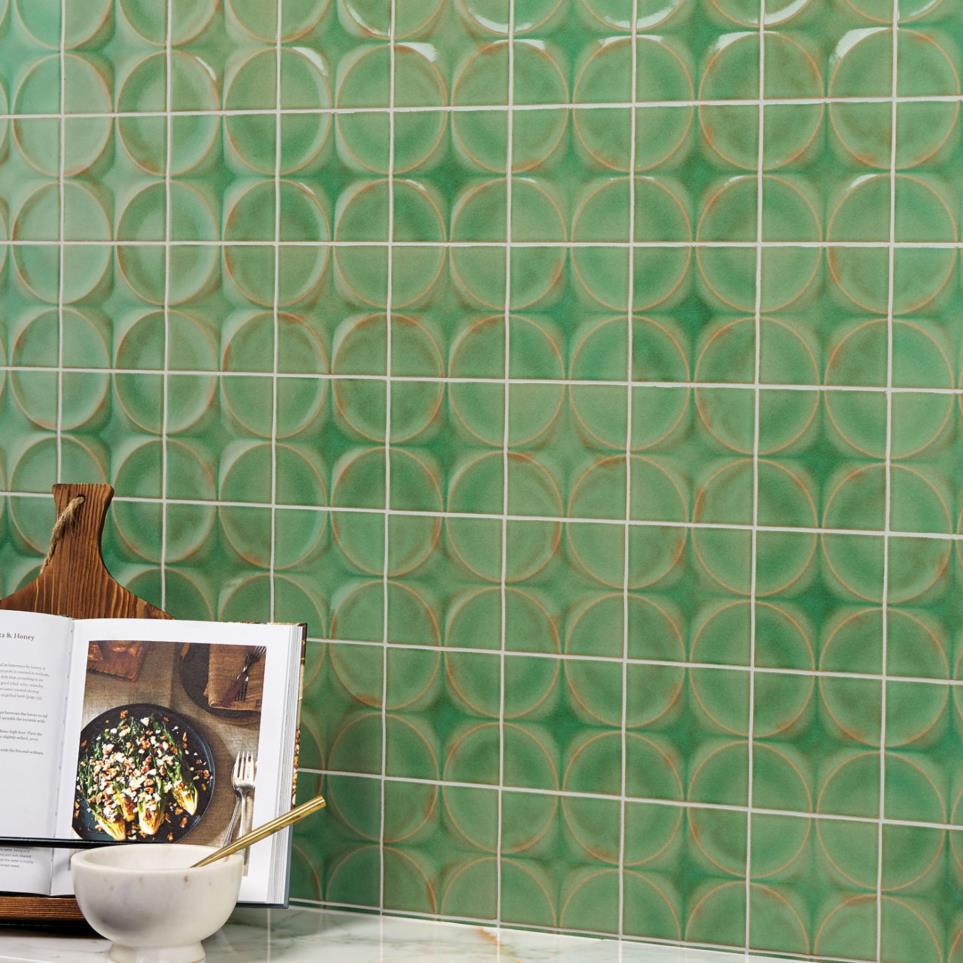 Tile Ivy Glossy Green Tile