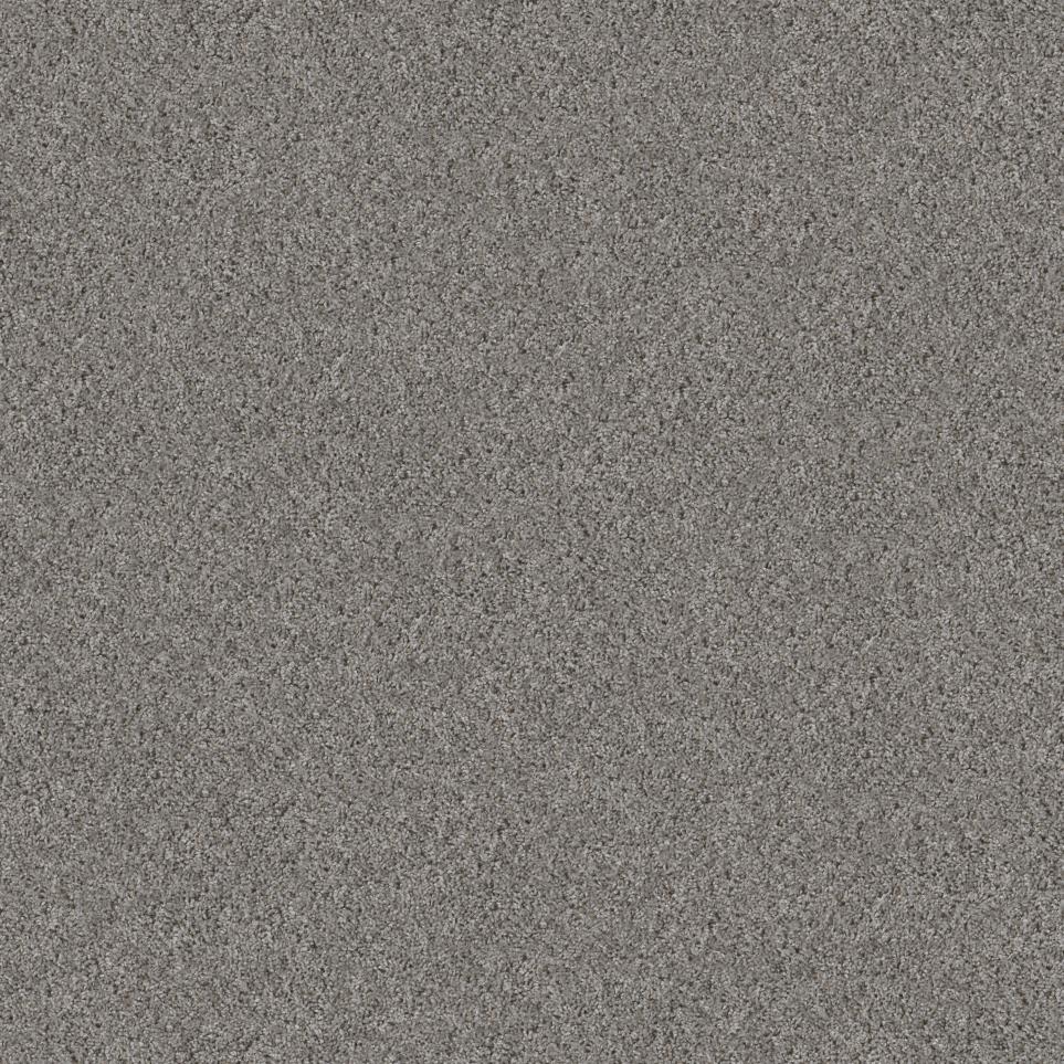 Textured Saxony Urban Escape Gray Carpet