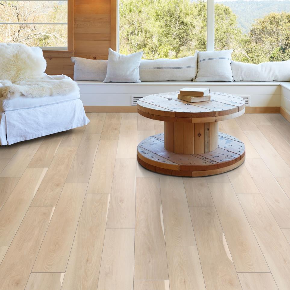 Plank Alabaster Medium Finish Vinyl