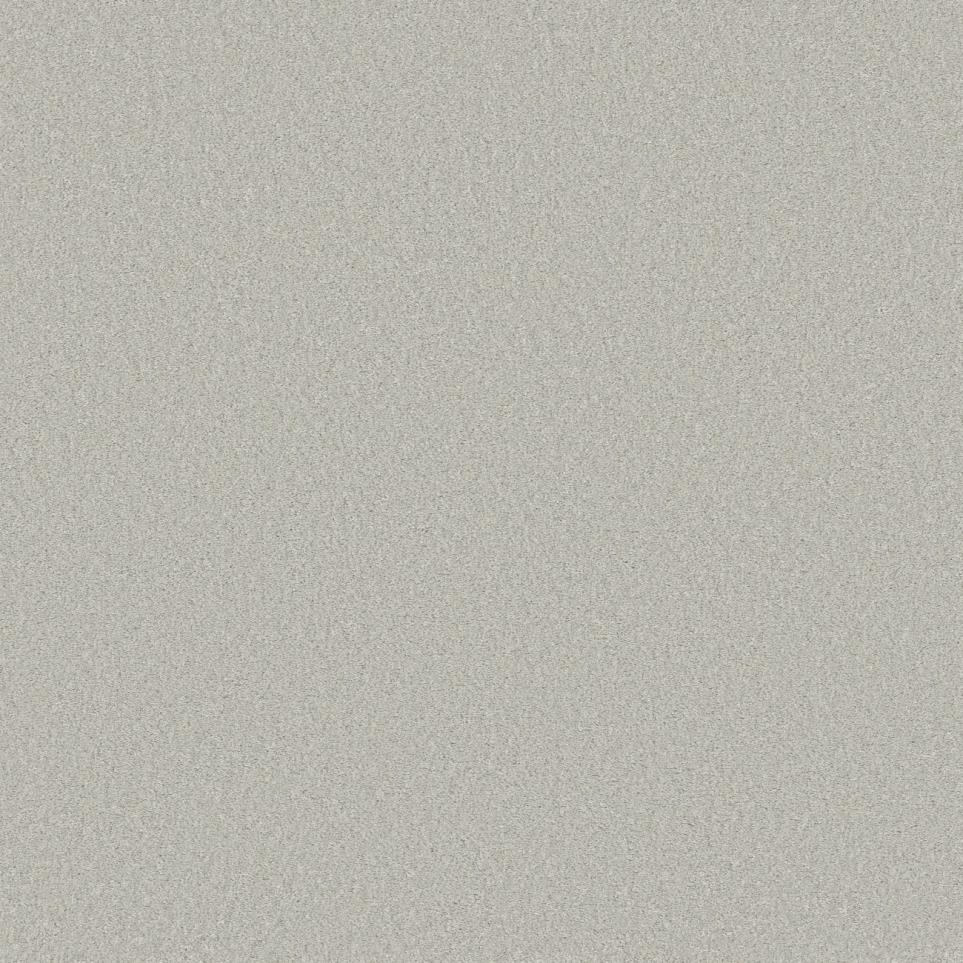 Plush Saxony Dew Drop Gray Carpet