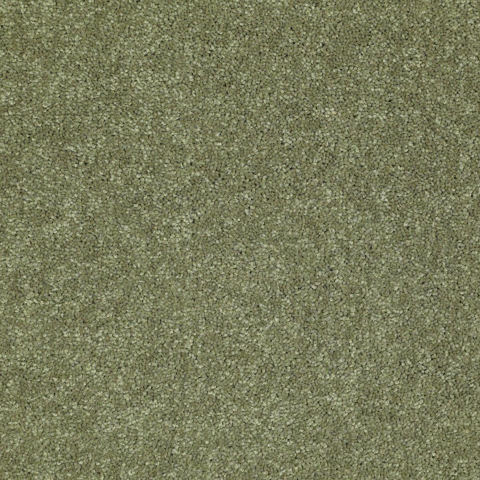 Textured Saxony Celery Green Carpet