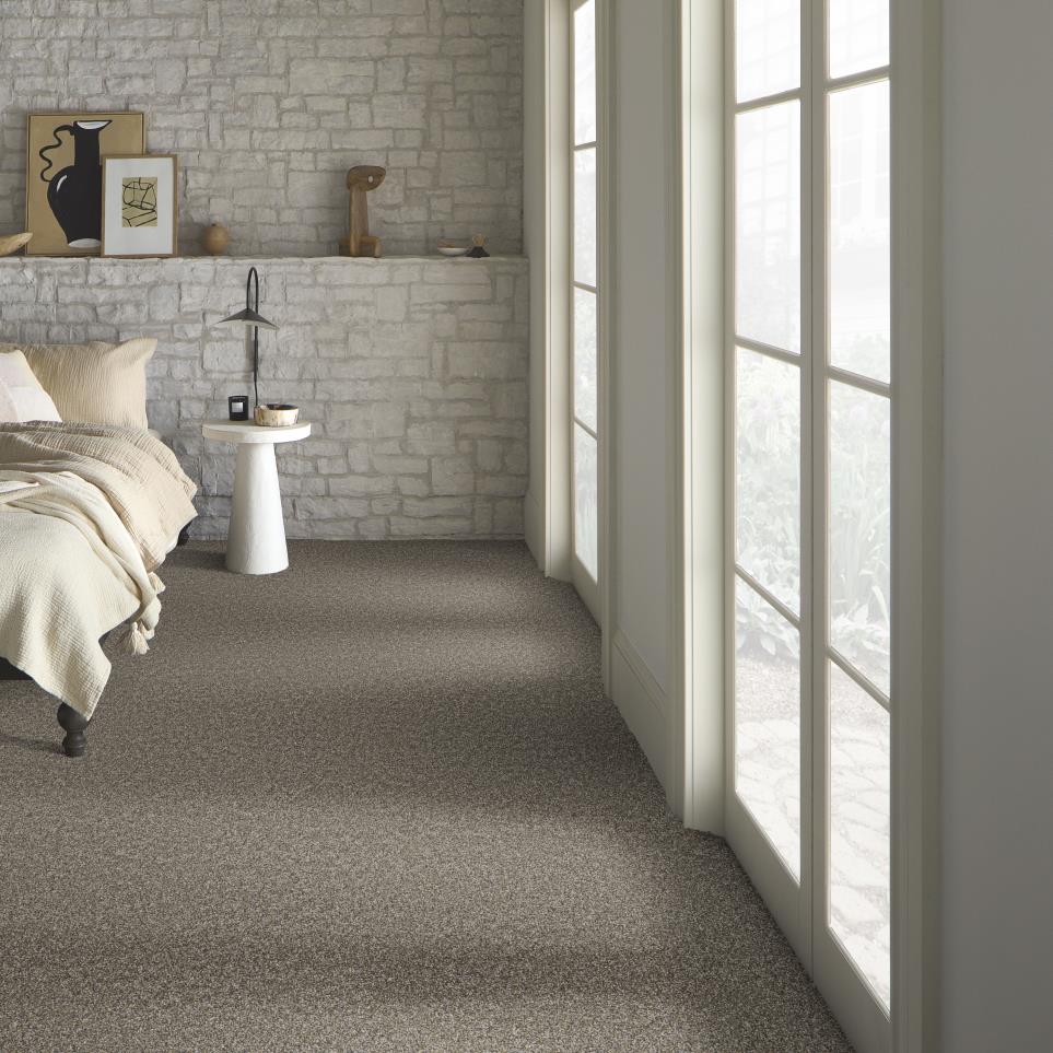 Textured Saxony Amber Crystal Brown Carpet
