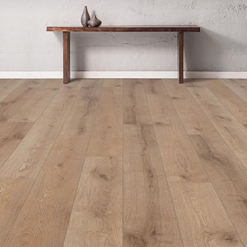 Plank Loyal Friend Medium Finish Vinyl