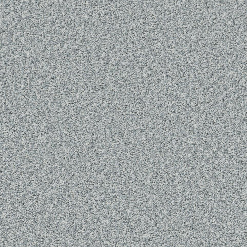 Textured Saxony Blue Ice                       Gray Carpet