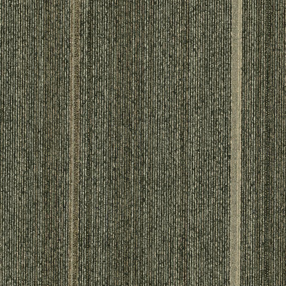 Level Loop Pathway Green Carpet Tile