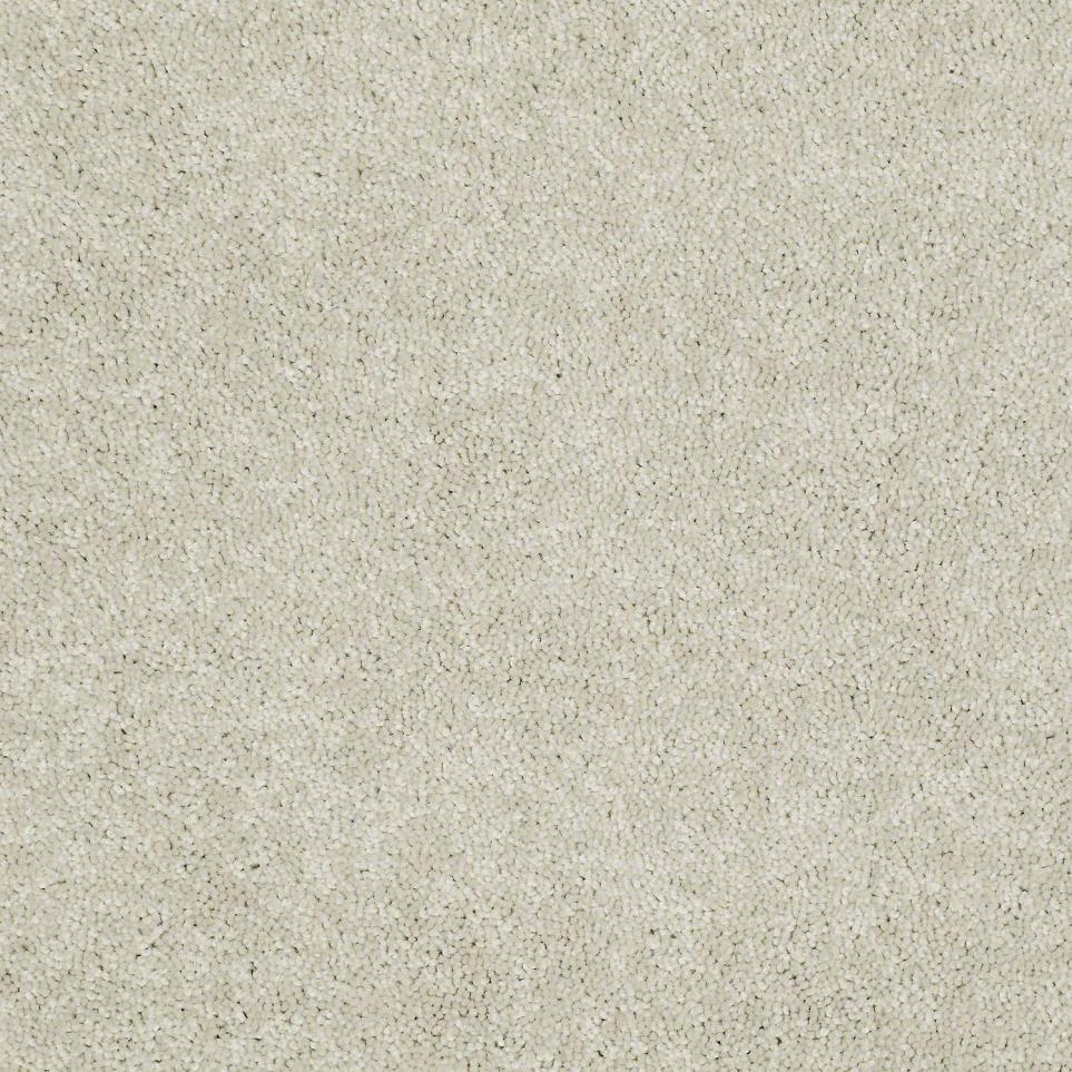 Textured Saxony Cobweb White Carpet