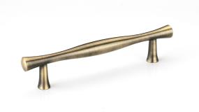 Pull Antique English Brass / Gold Hardware