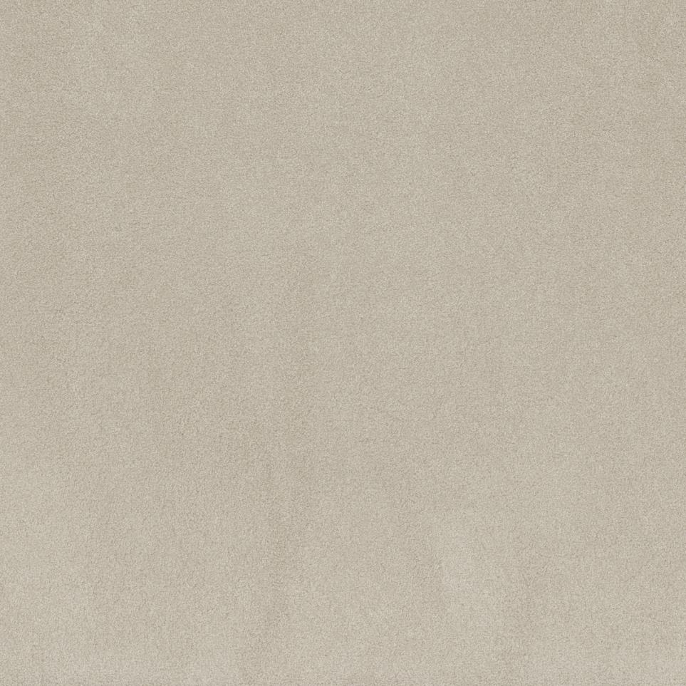 Textured Saxony Lamp Light White Carpet