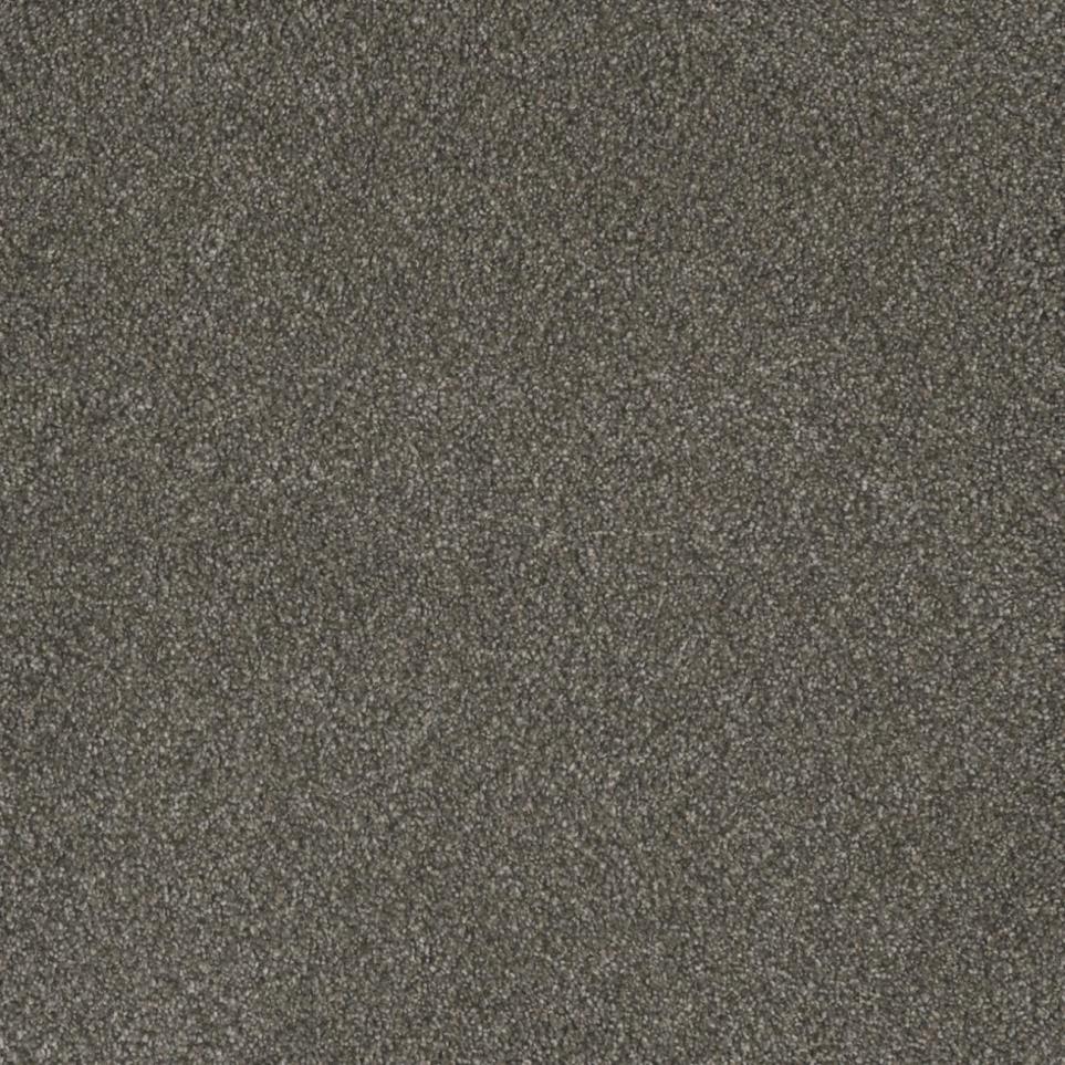 Textured Saxony Detailed Finish Brown Carpet