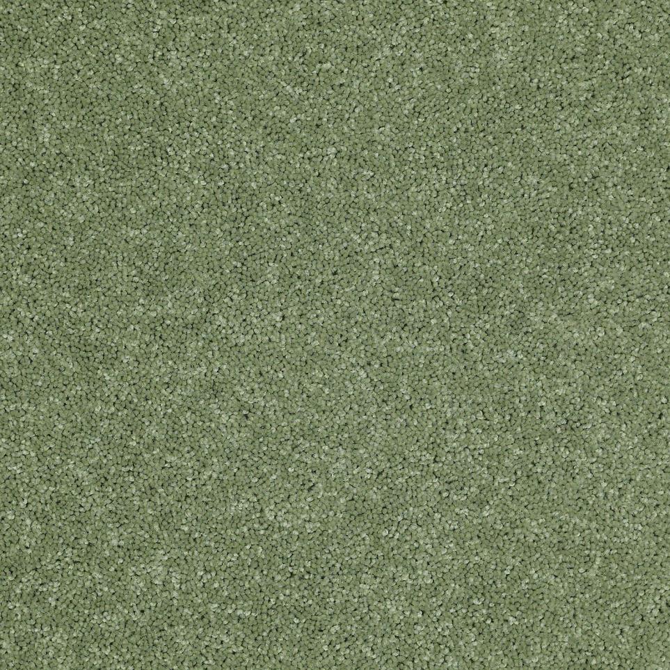 Textured Saxony Celery Green Carpet